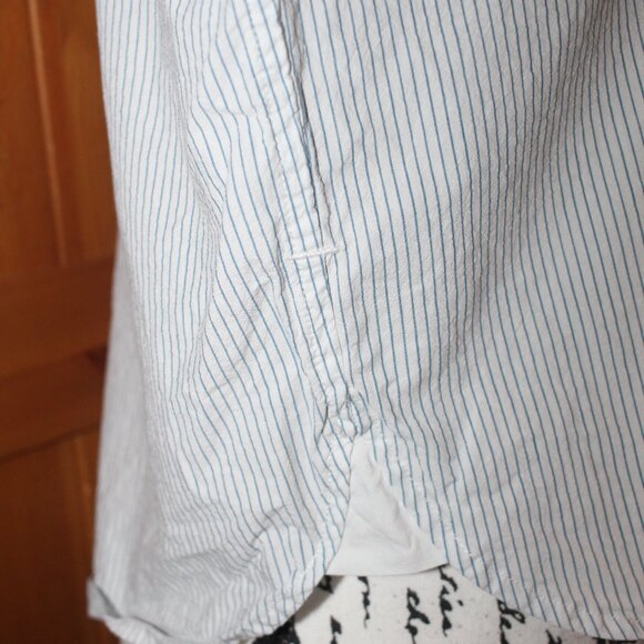 Madewell Flap-Pocket Crop Button-Up Shirt in Poplin Pin Striped Size S - Picture 7 of 11